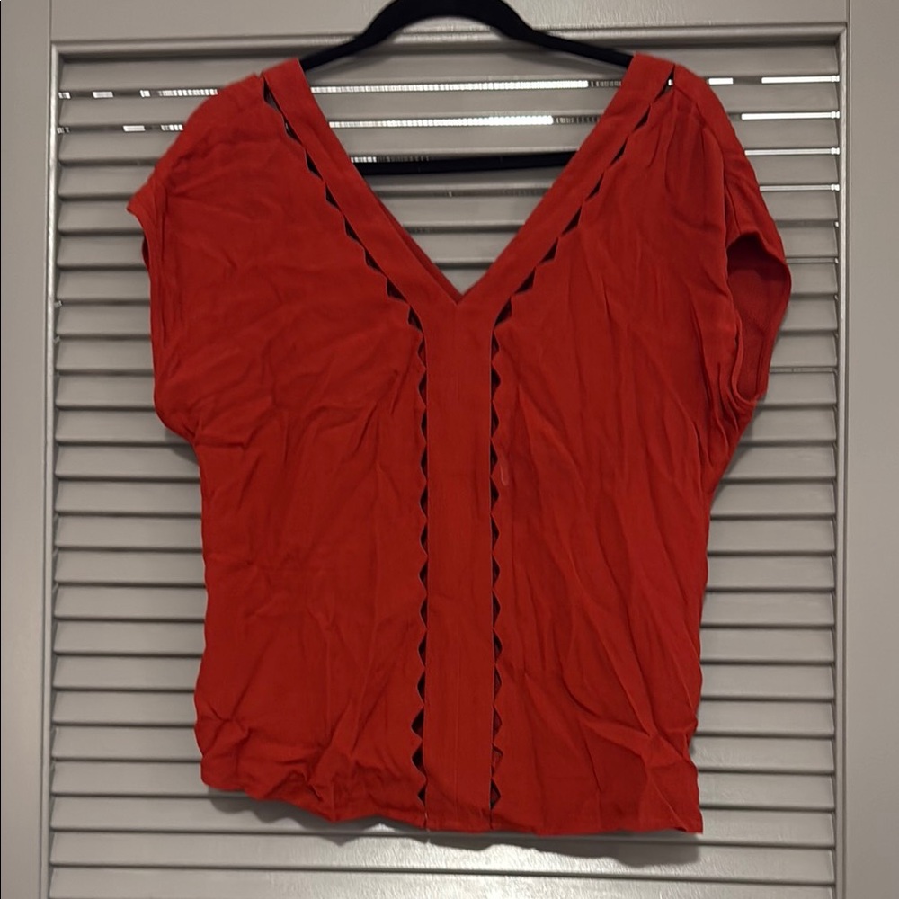 Sessun Women's Red V-Neck Top